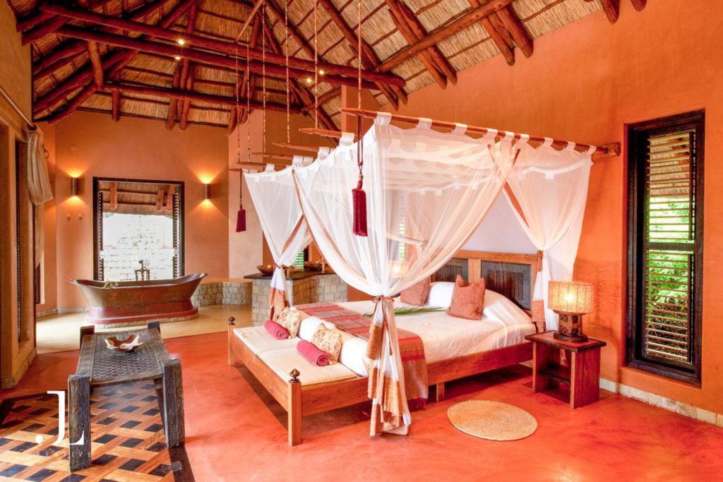 safari lodge photography