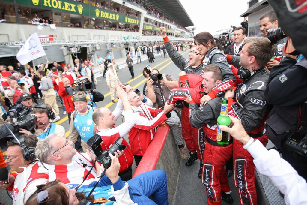 24 hour race photography