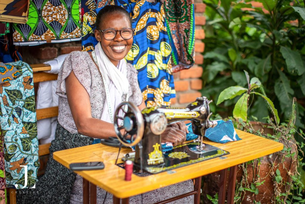 Luxury Wildlife Photography in Rwanda